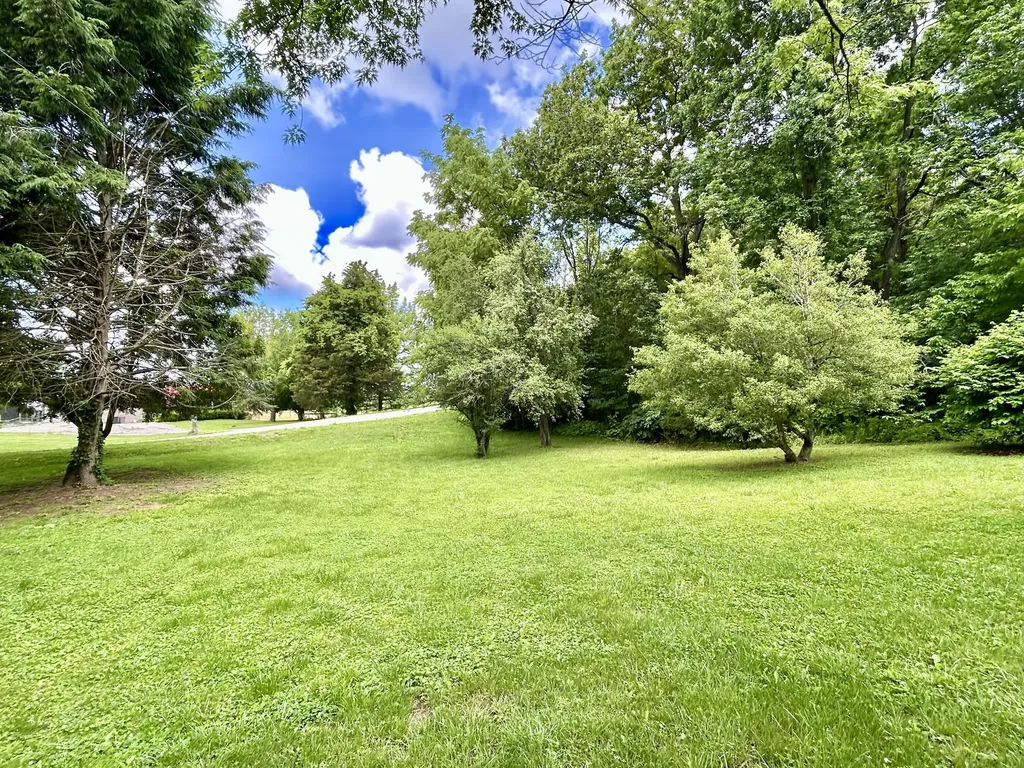 269 Strawberry Road Monticello KY 42633
