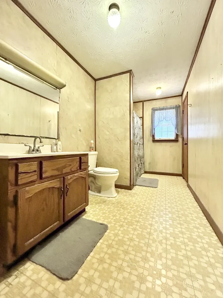 269 Strawberry Road Monticello KY 42633