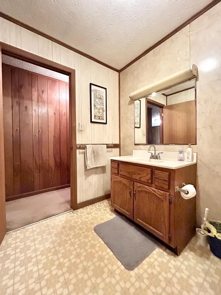 269 Strawberry Road Monticello KY 42633