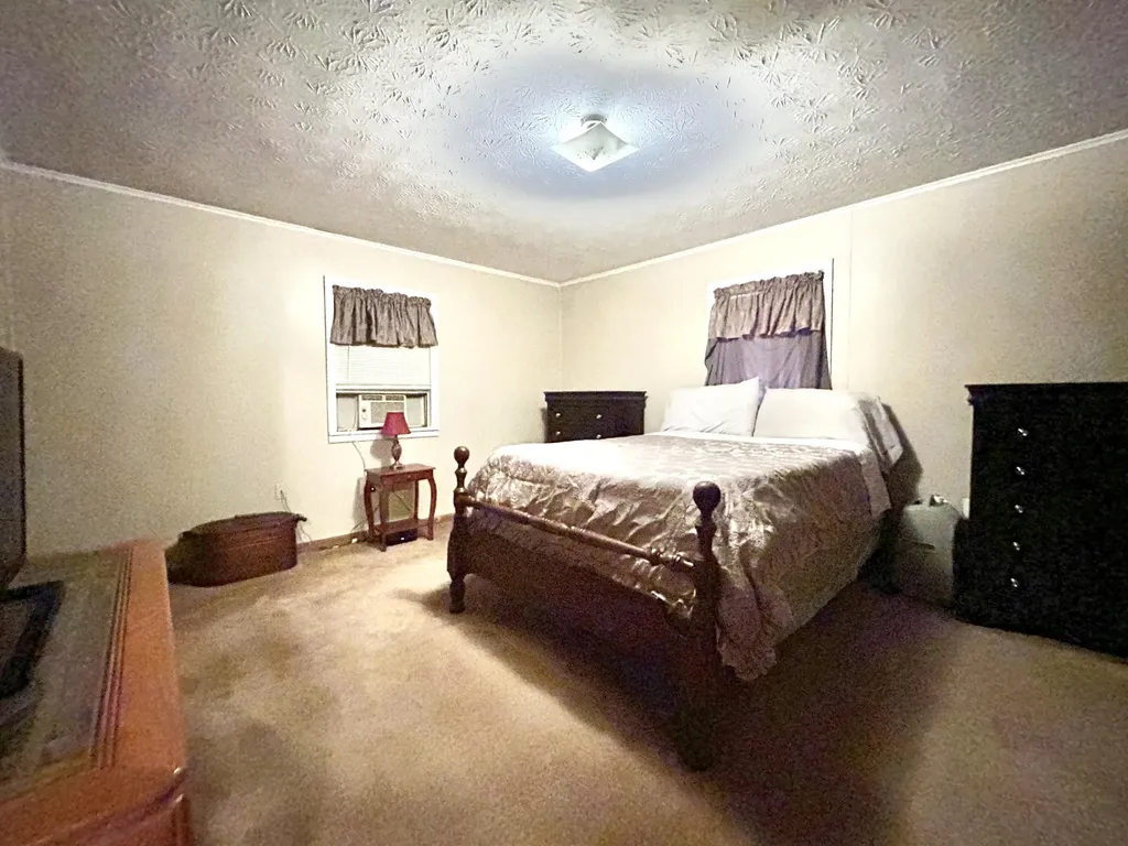 269 Strawberry Road Monticello KY 42633
