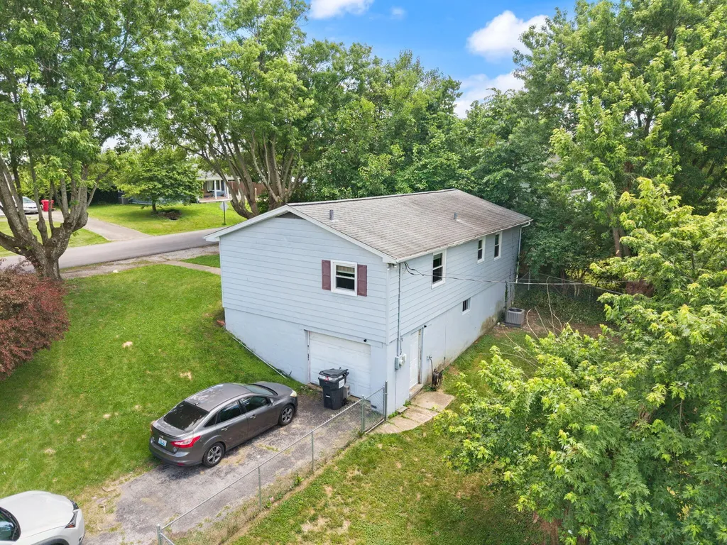 105 Hager Drive Richmond KY 40475