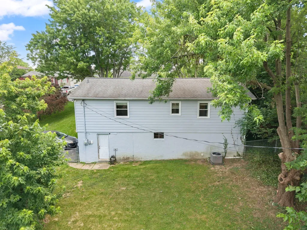 105 Hager Drive Richmond KY 40475