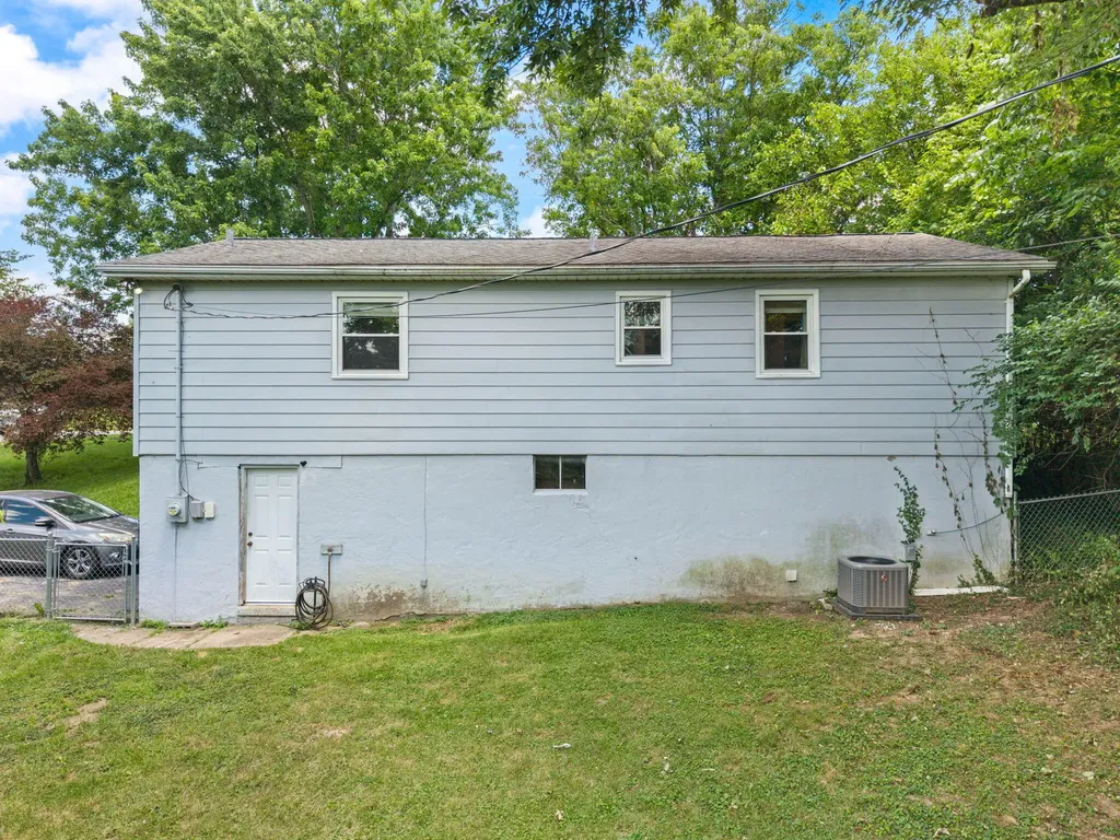 105 Hager Drive Richmond KY 40475