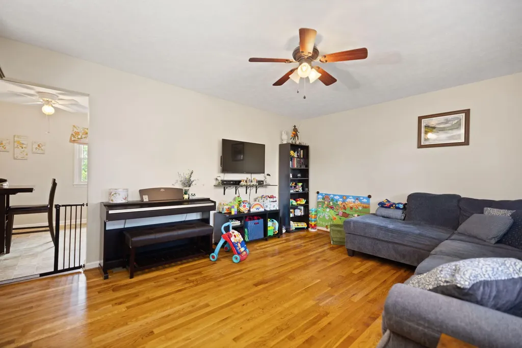 105 Hager Drive Richmond KY 40475