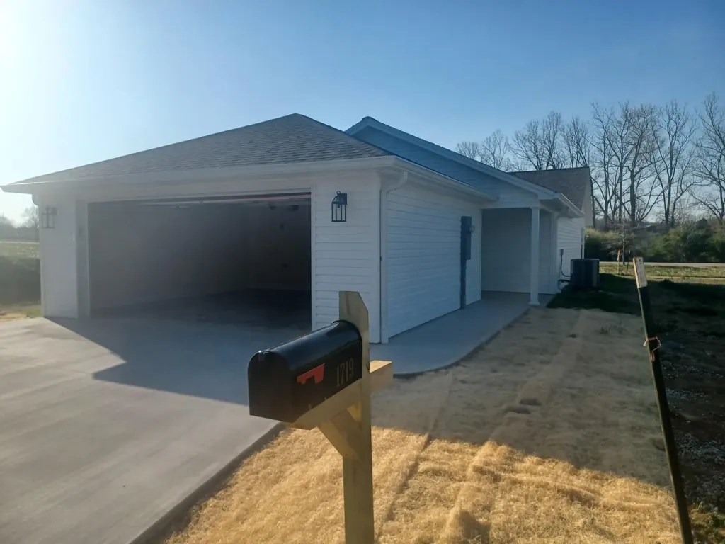 1719 Veterans Avenue Frankfort KY 40601