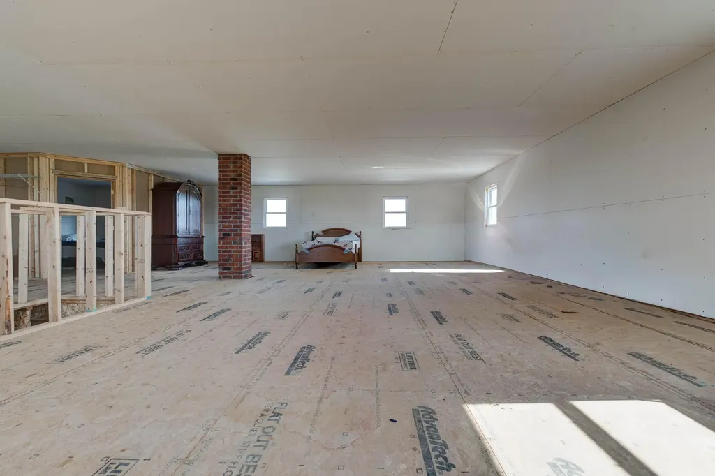 1053 Shrout Road Owingsville KY 40360