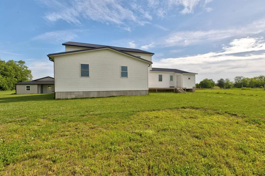 1053 Shrout Road Owingsville KY 40360