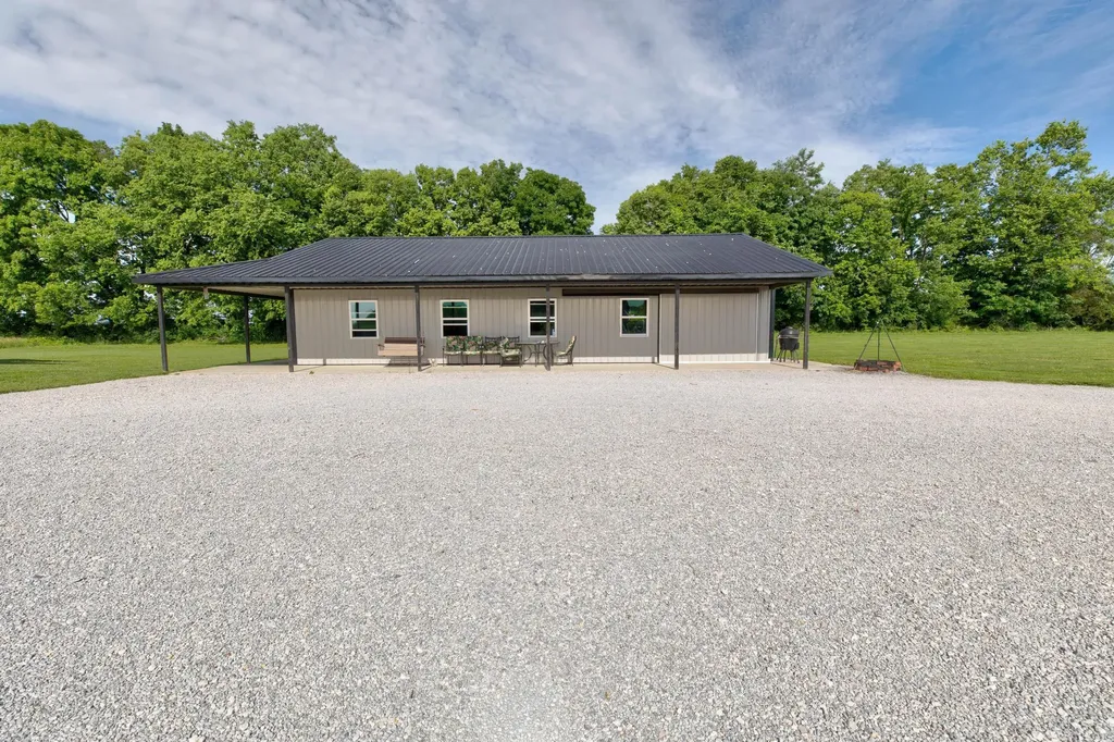 1053 Shrout Road Owingsville KY 40360