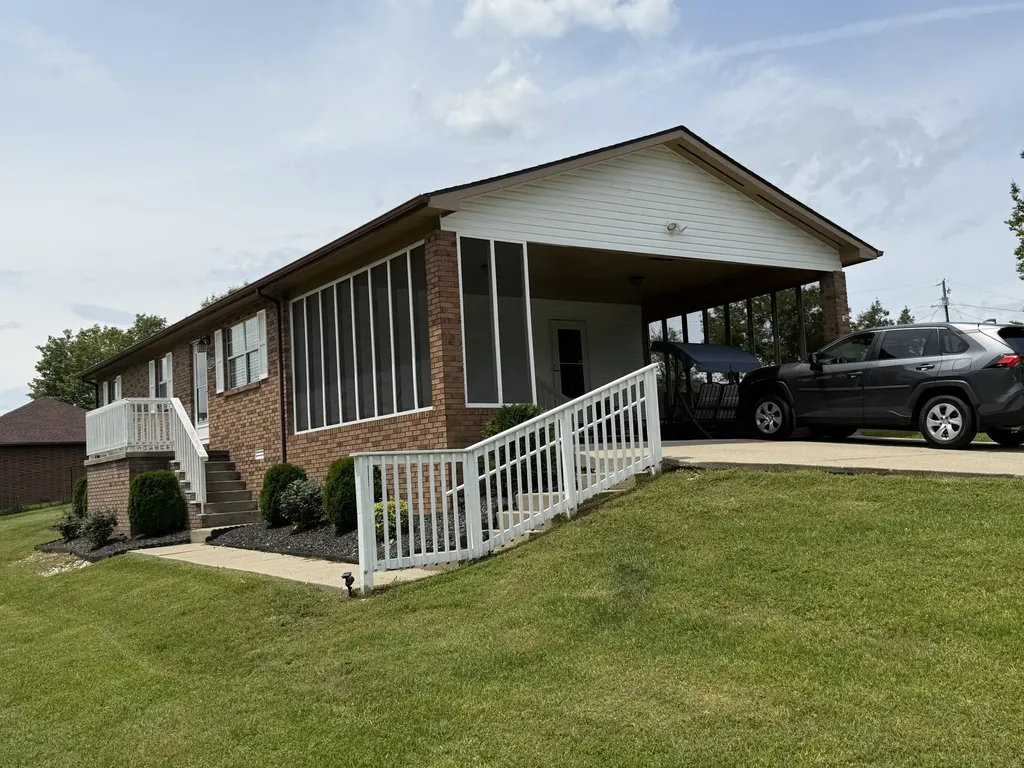 1039 Cardinal Drive Corbin KY 40701