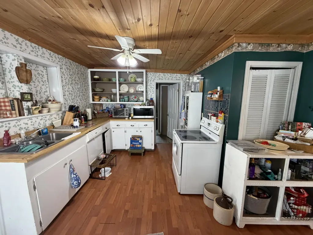 704 Barbourville Street Corbin KY 40701