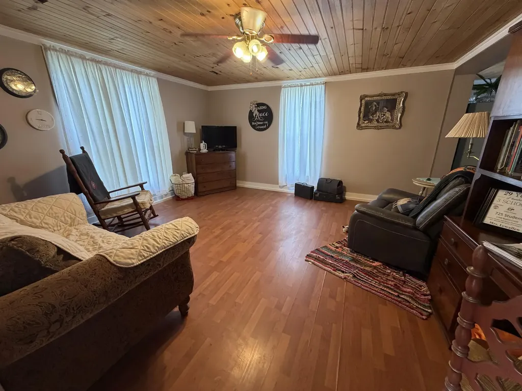 704 Barbourville Street Corbin KY 40701