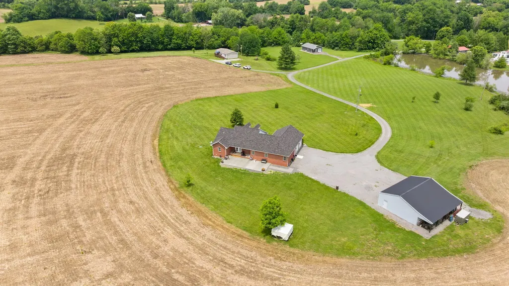 176 Wetland Drive Jamestown KY 42629