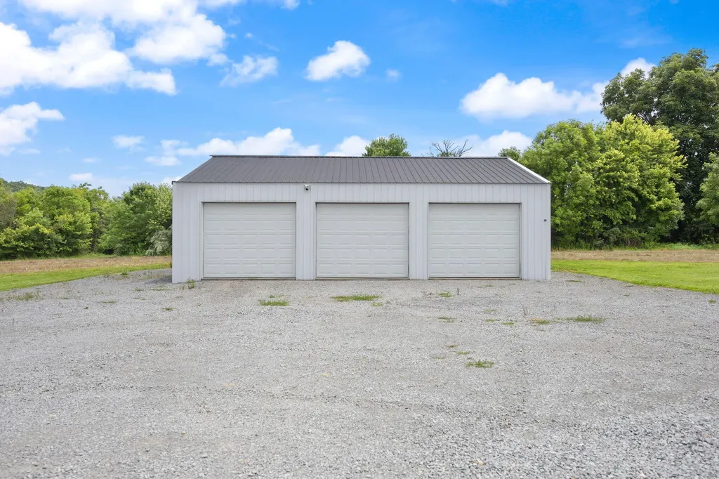 176 Wetland Drive Jamestown KY 42629