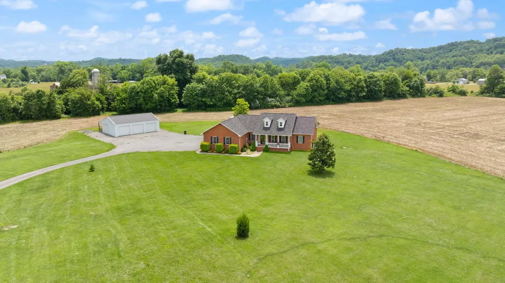 176 Wetland Drive Jamestown KY 42629