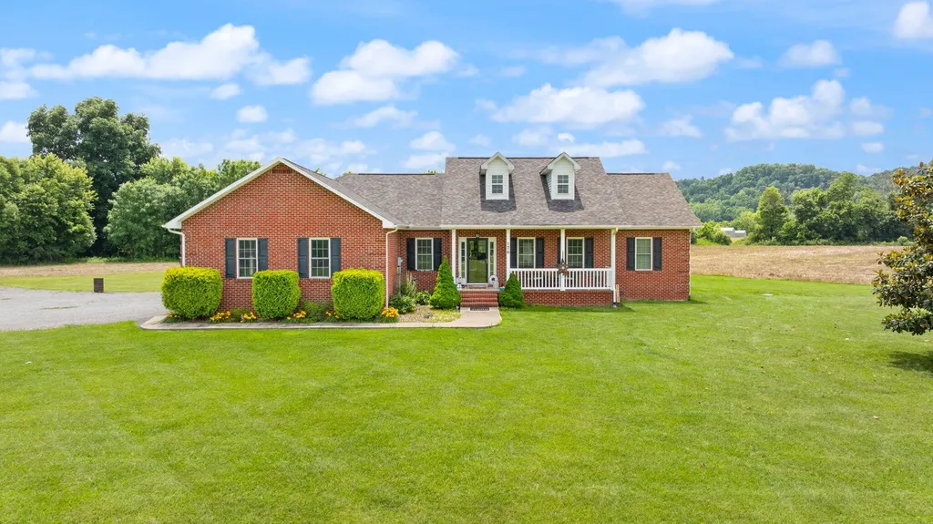 176 Wetland Drive Jamestown KY 42629