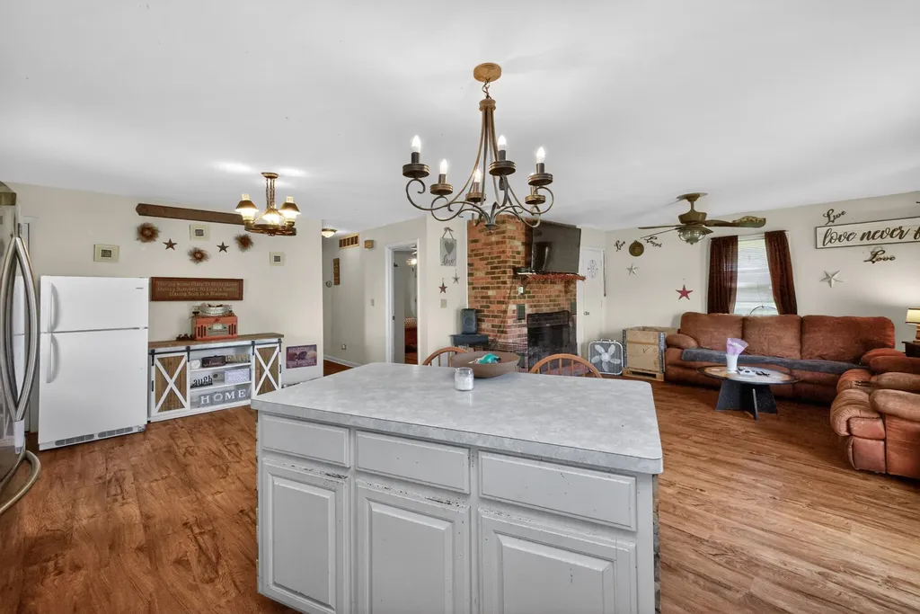 204-208 Liddell Street Perryville KY 40468