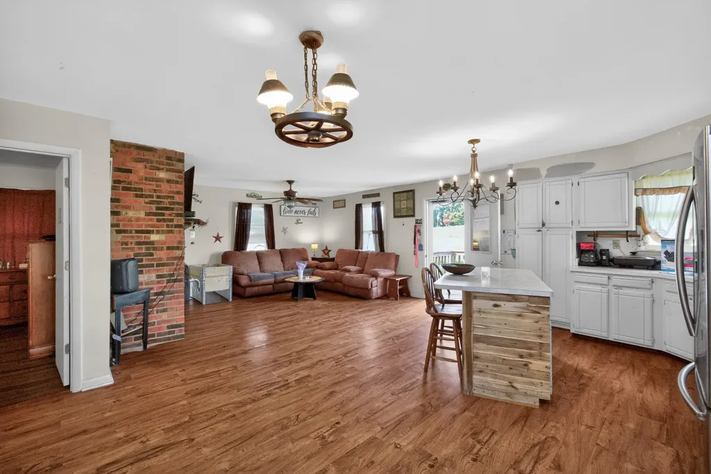 204-208 Liddell Street Perryville KY 40468