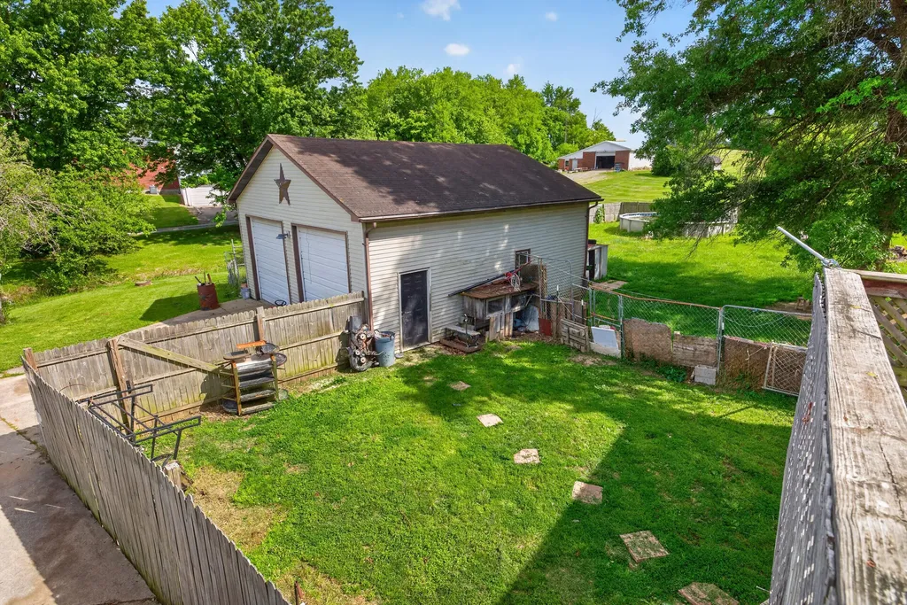 204-208 Liddell Street Perryville KY 40468