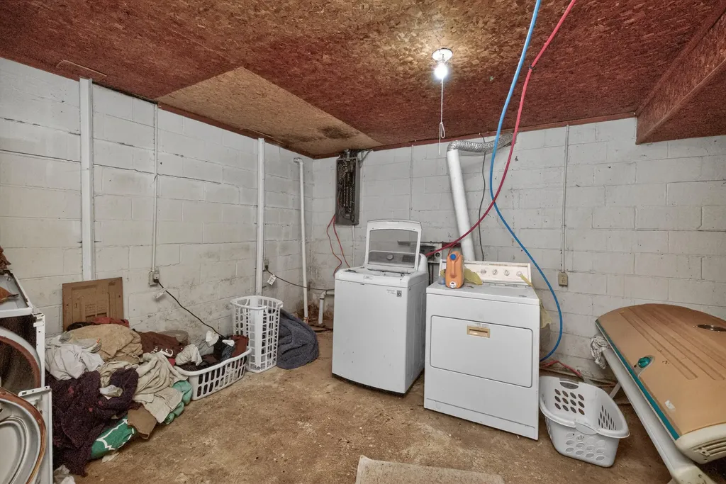 204-208 Liddell Street Perryville KY 40468
