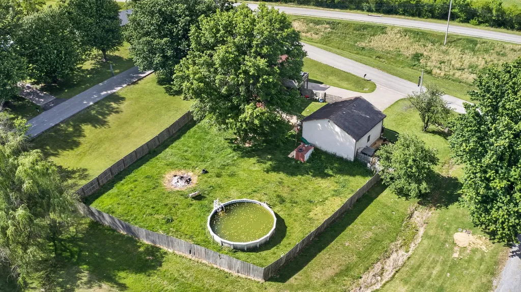 204-208 Liddell Street Perryville KY 40468