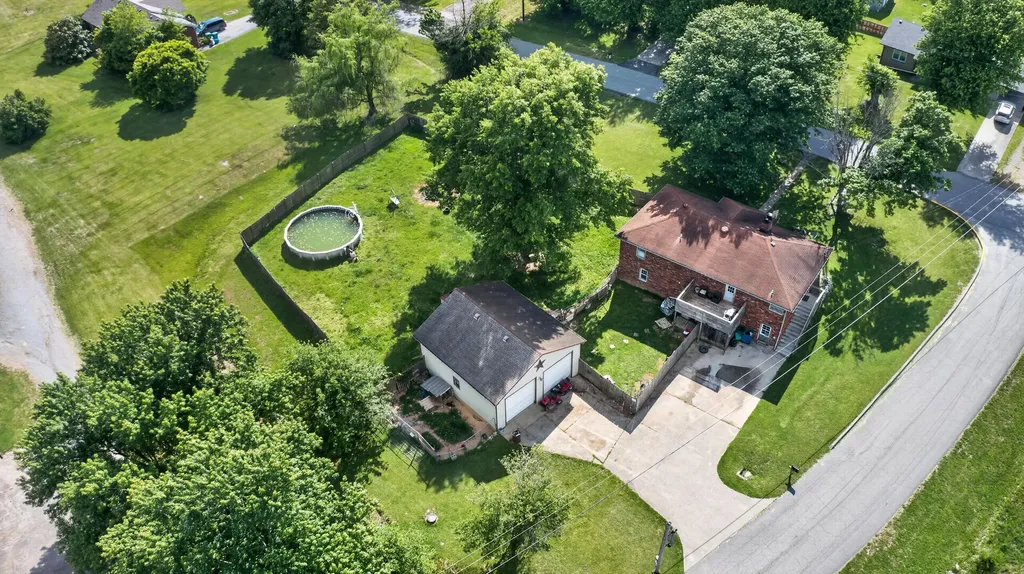 204-208 Liddell Street Perryville KY 40468