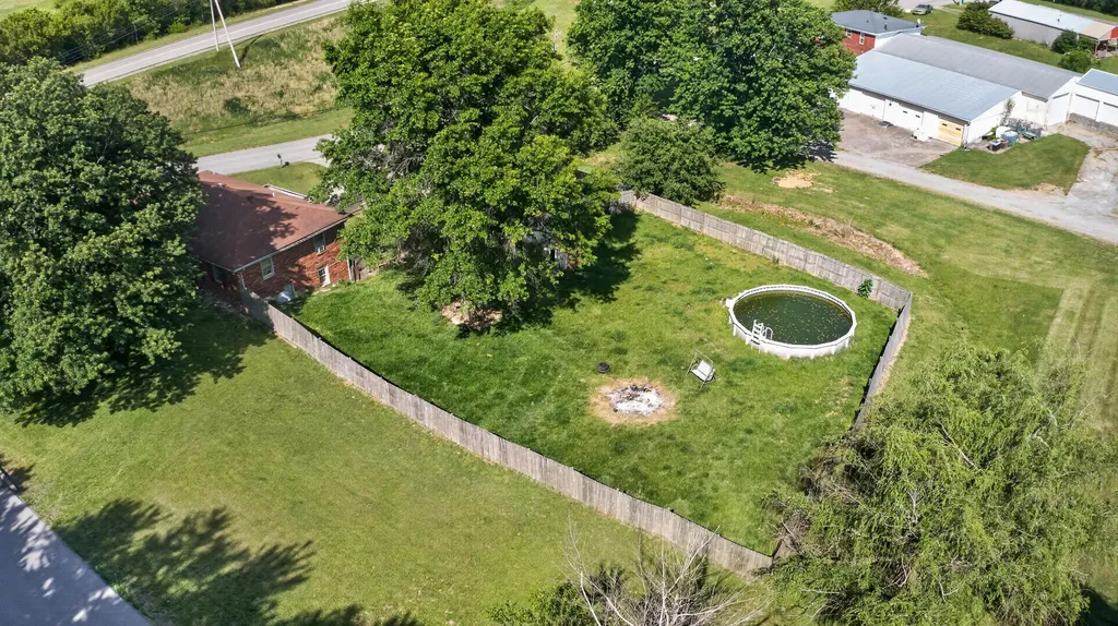 204-208 Liddell Street Perryville KY 40468
