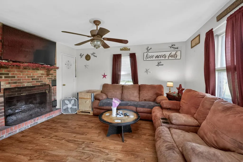 204-208 Liddell Street Perryville KY 40468