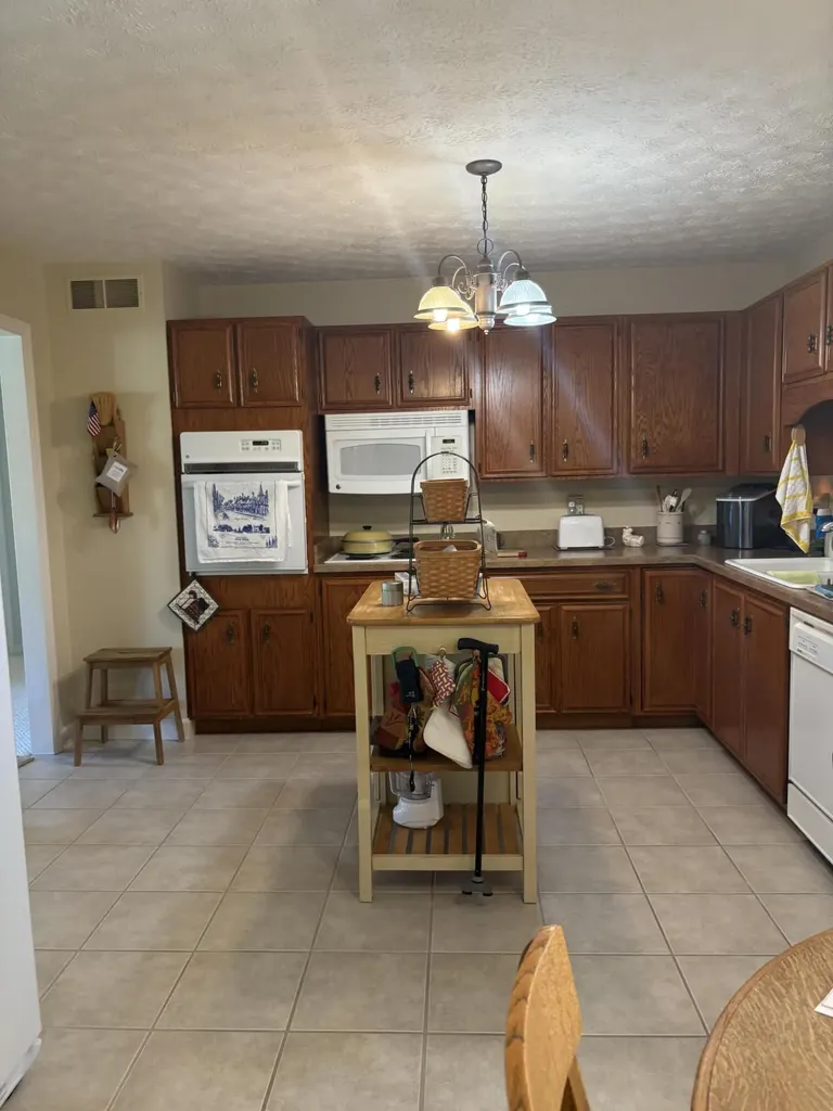 144 Frankie Drive Richmond KY 40475