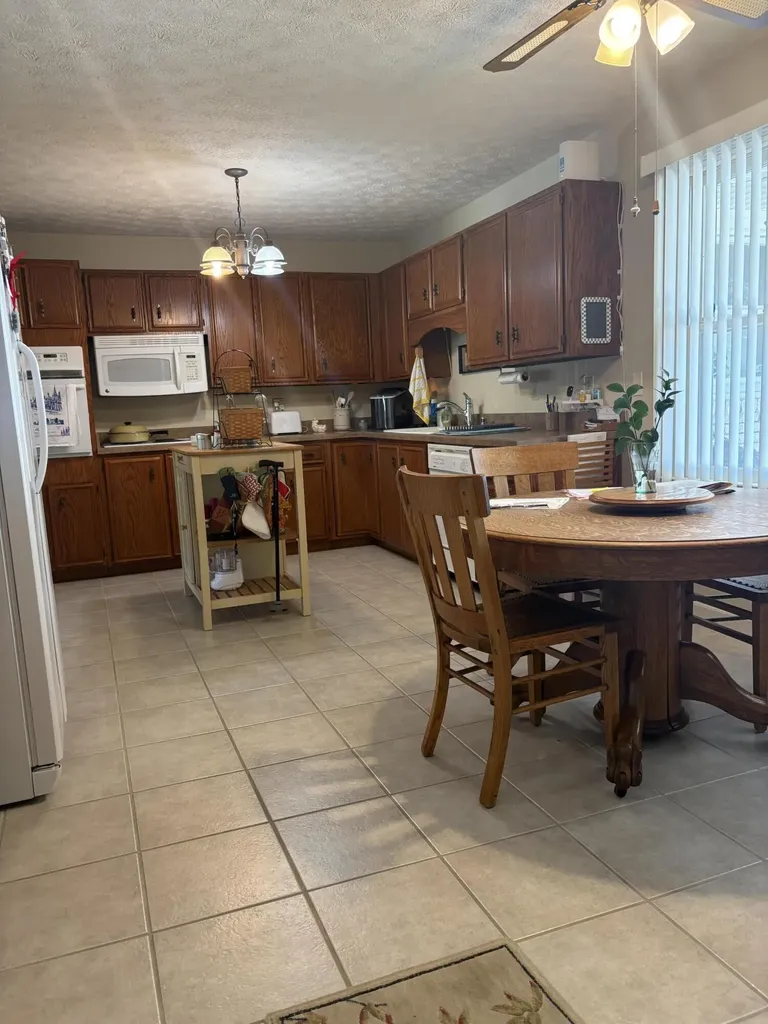 144 Frankie Drive Richmond KY 40475