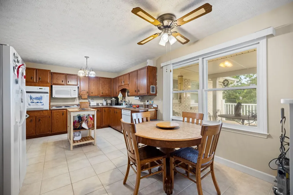 144 Frankie Drive Richmond KY 40475