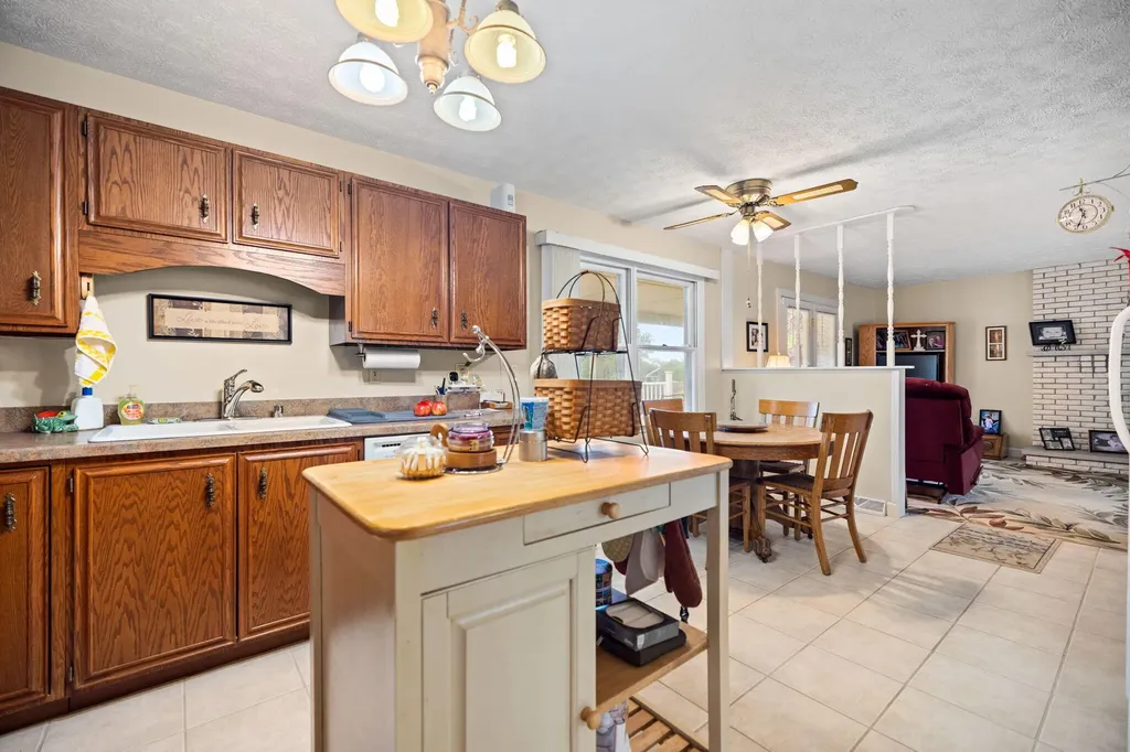 144 Frankie Drive Richmond KY 40475