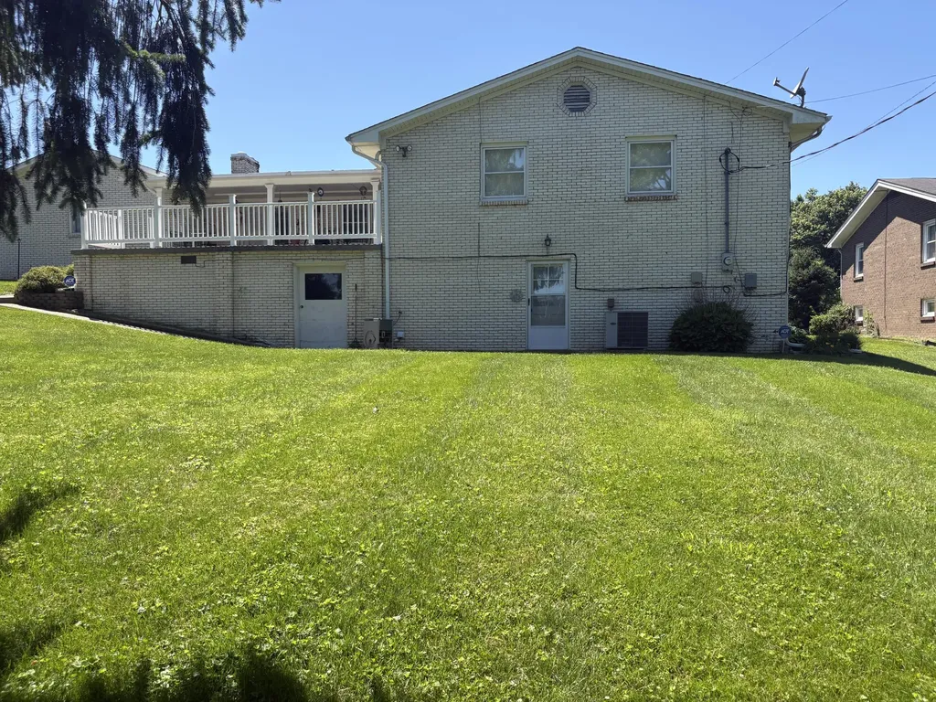 144 Frankie Drive Richmond KY 40475