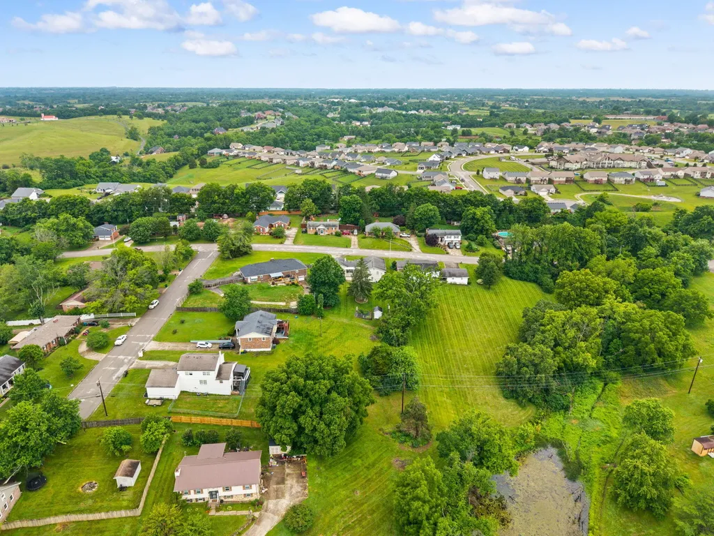 144 Frankie Drive Richmond KY 40475