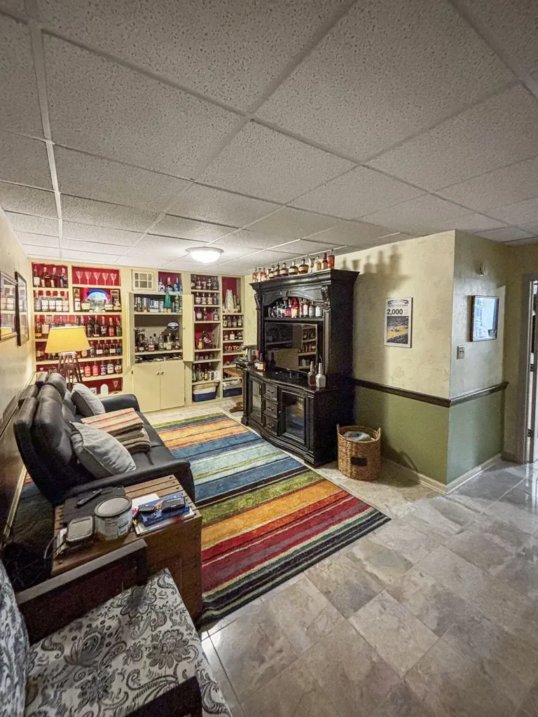236 Chippendale Circle Lexington KY 40517