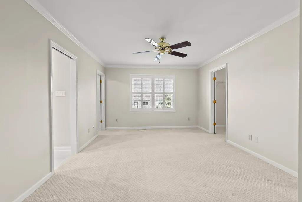 236 Chippendale Circle Lexington KY 40517