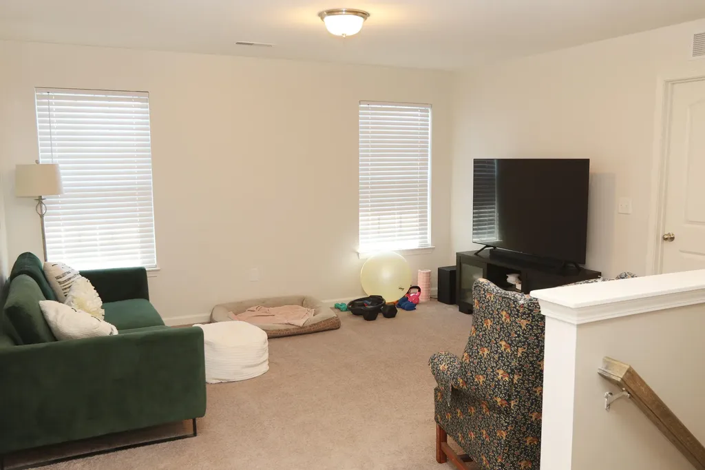 916 Thomas Park Lexington KY 40511