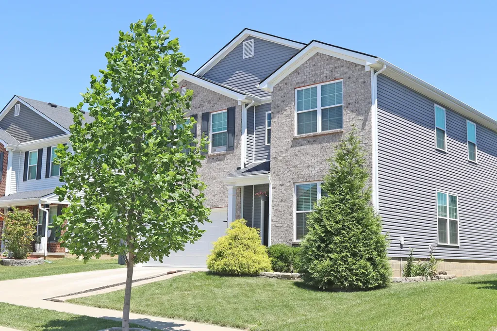 916 Thomas Park Lexington KY 40511