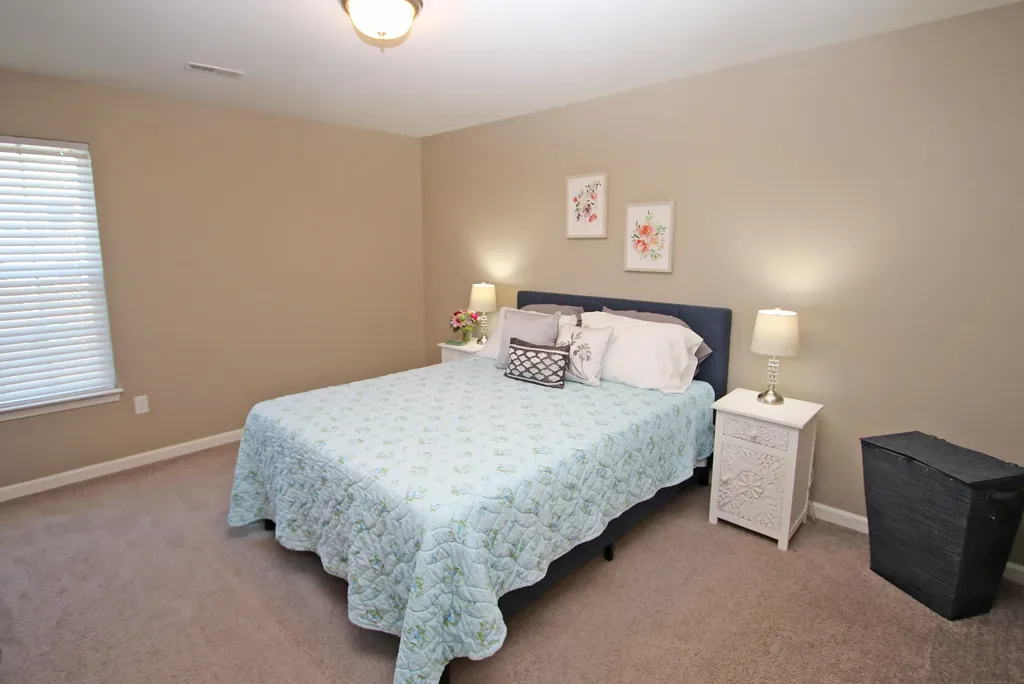 916 Thomas Park Lexington KY 40511