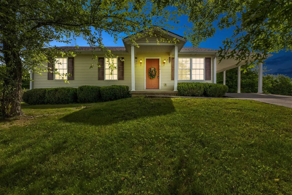 271 Shelton Way Mt Sterling KY 40353