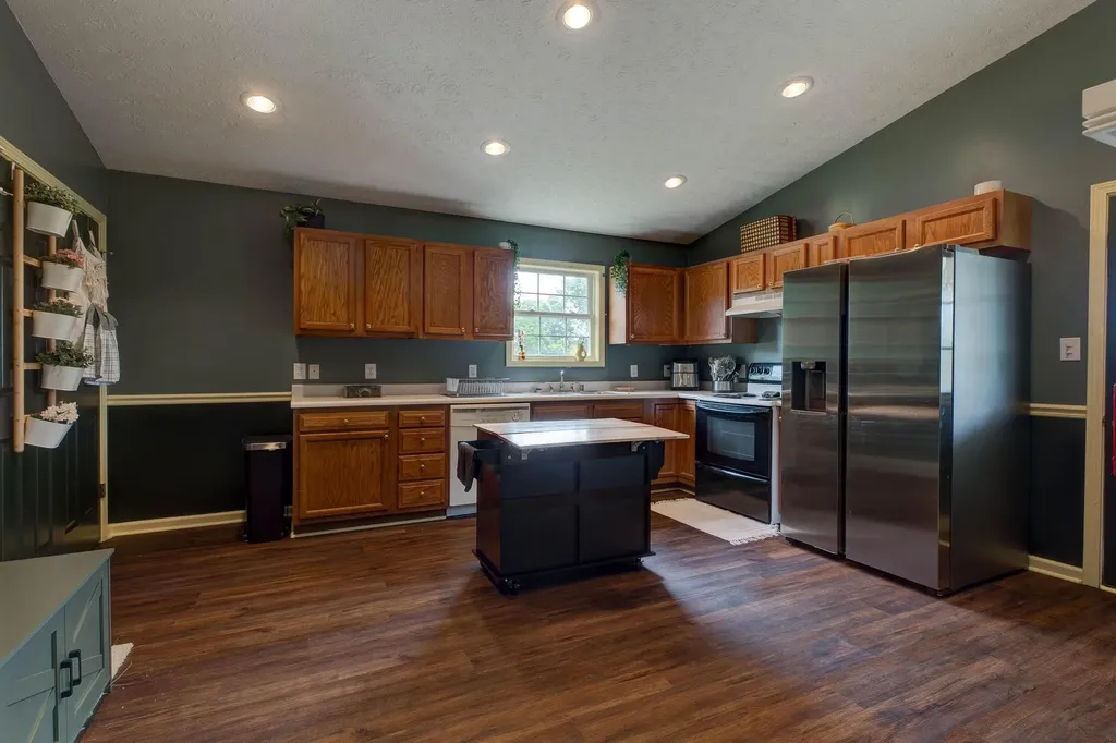 271 Shelton Way Mt Sterling KY 40353