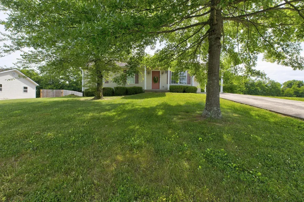 271 Shelton Way Mt Sterling KY 40353