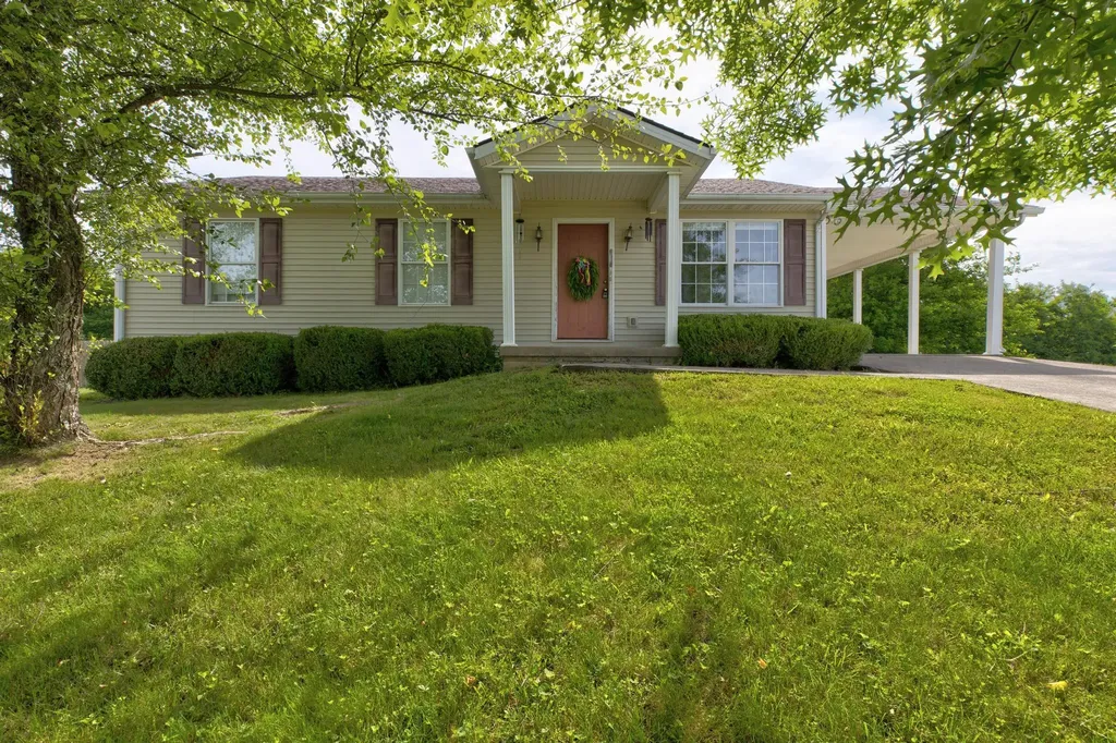 271 Shelton Way Mt Sterling KY 40353