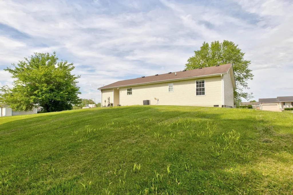 271 Shelton Way Mt Sterling KY 40353