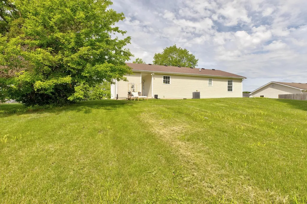 271 Shelton Way Mt Sterling KY 40353
