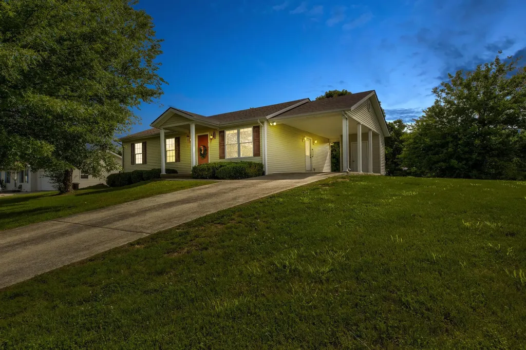 271 Shelton Way Mt Sterling KY 40353