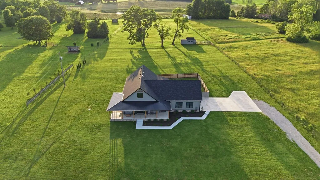 251 Galloway Road Stamping Ground KY 40379