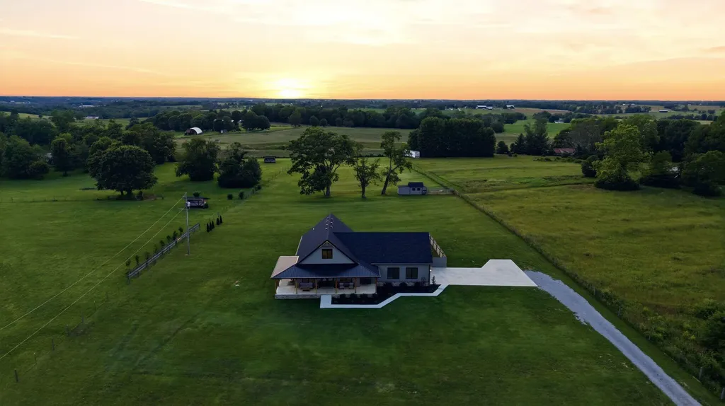 251 Galloway Road Stamping Ground KY 40379