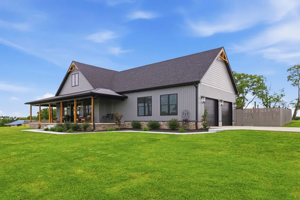 251 Galloway Road Stamping Ground KY 40379