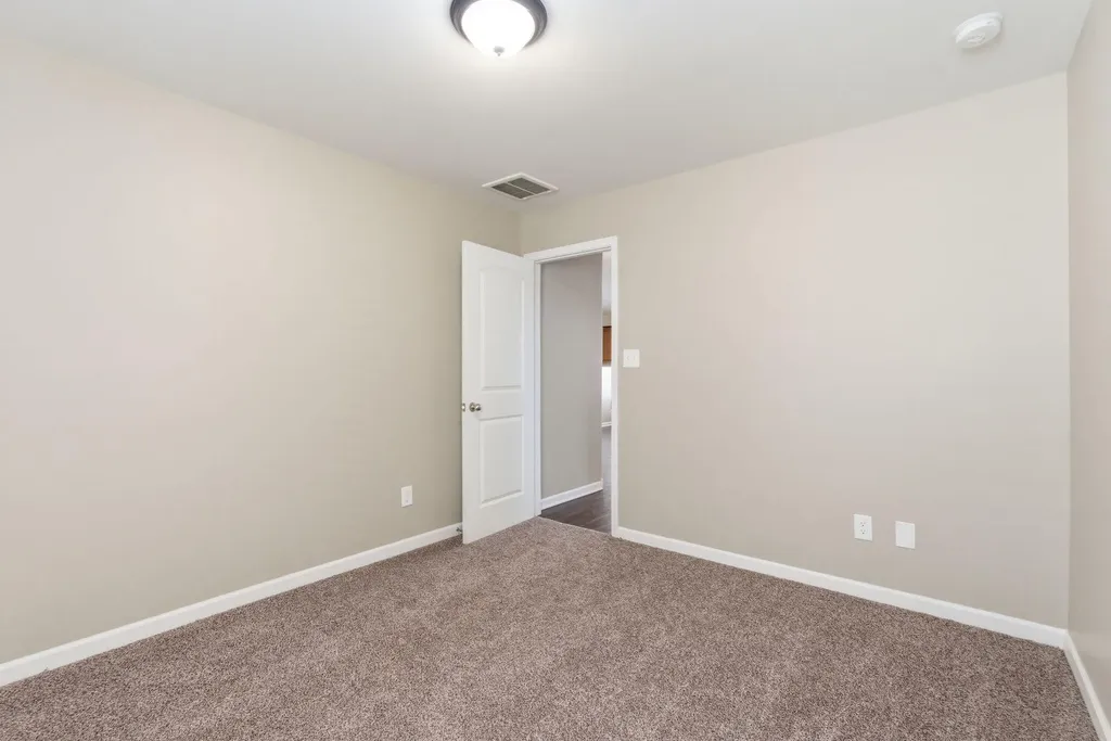 2545 Milsom Lane Lexington KY 40511