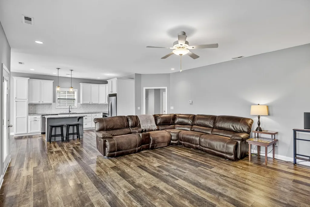 616 Estrella Drive Lexington KY 40511
